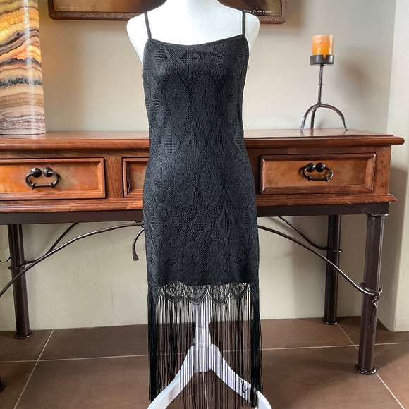 Sassy Lace and Fringe Vintage-Inspired Cocktail Dress. Black Size M - Picture 1 of 9